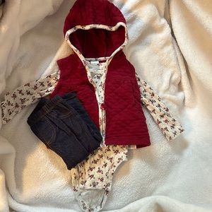 Carters 6 mo set